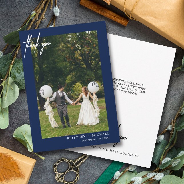 Cartões de agradecimentos Moderno de Fotografia do (Modern elegant hand written wedding thank you card for the minimalistic bride.)