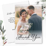Cartões de agradecimentos Plano de Script Moderno<br><div class="desc">Um cartões de agradecimentos de fotos elegante para seus convidados de casamento. Personalize-o com o seu nome na frente e os seus primeiros nomes e uma mensagem no verso.</div>