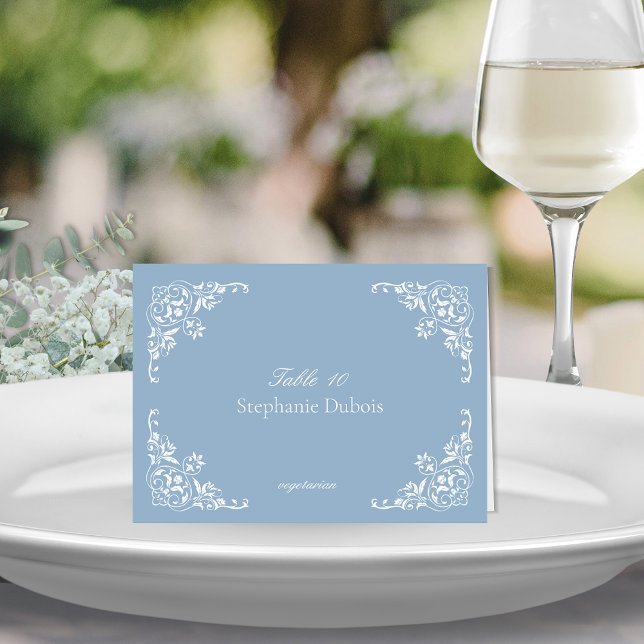 Cartões de Casamento Azul com Escolha de Refeição (Elegant dusty blue and white wedding place card with meal choice from menu for romantic shabby chic)