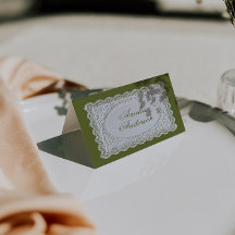Cartões de lugar de casamento com renda verde oliv