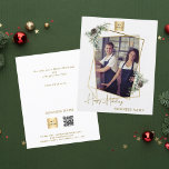 Cartões de natal de negócios de QR geométricos de<br><div class="desc">Por favor, note que isto está no papel folheado e muito fino. Os envelopes não estão incluídos. Para Cartões de natal mais espessos (mesmo design) visite nossa loja. Celebre a temporada em estilo com este moderno e elegante folheto de saudação de Natal, com um falso quadro geométrico dourado adornado com...</div>