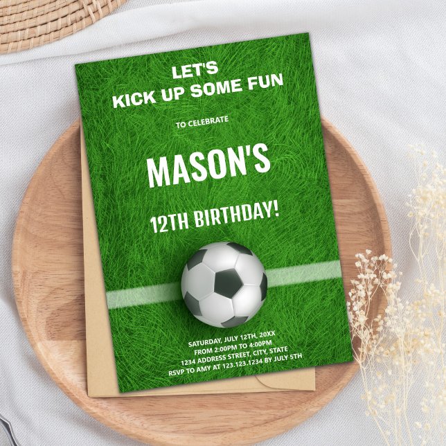 Cartões Editáveis do Partido Esportivo com Campo e (Green Soccer Birthday Invitations)