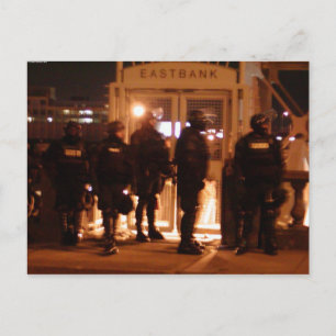 Cartões postais da Polícia de Riot