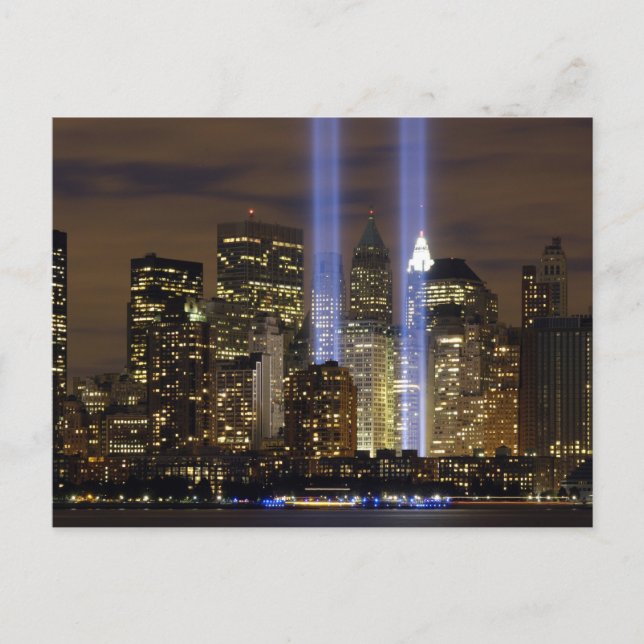CARTÕES POSTAIS DE TRIBUTO À LUZ DE 9/11 DA CIDADE (Frente)