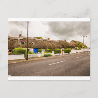 Cartões postais "Thatered Cottages, Irlanda"