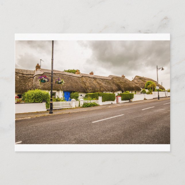 Cartões postais "Thatered Cottages, Irlanda" (Frente)