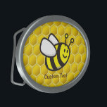 Cartoon de Honeybee<br><div class="desc">Cartoon voador de abelha sorridente sobre fundo de colmeia de abelha sem soldadura.</div>