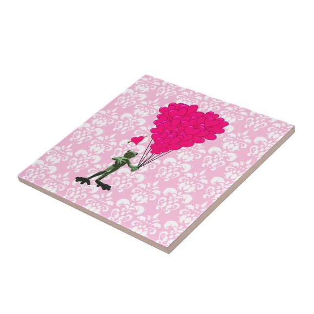 Cartoon de sapo engraçado e coração cor-de-rosa no (Lateral)