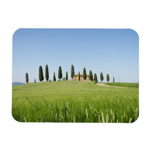 Casa da quinta de Tuscan com o ímã retangular do