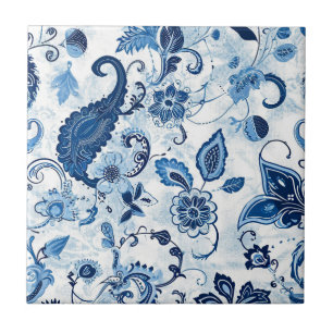 Casa de Campo Azul e Branco Paisley