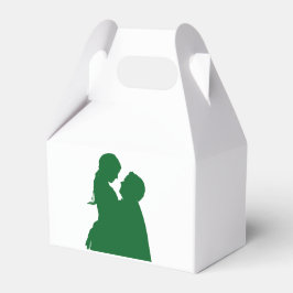 Casal Romântico na Caixa de Favor do Amor