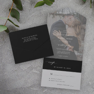 Casamento com foto escura minimalista em preto e b