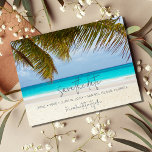 Casamento de Destino de Praia Tropical Salvar a Da<br><div class="desc">Faça uma impressão duradoura com uma única salvação do cartão magnético de data que captura a beleza de um casamento na praia de destino. Esta carta apresenta uma cena de praia impressionante com palmeiras, perfeita para dar o tom ao seu dia especial. Impresso com os seus detalhes personalizados, este cartão...</div>