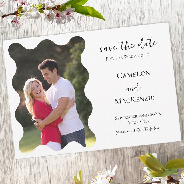 Casamento de Foto por Onda Moderna Salve o Convite (Modern wavy frame photo wedding save the date invitation announcement with custom text)