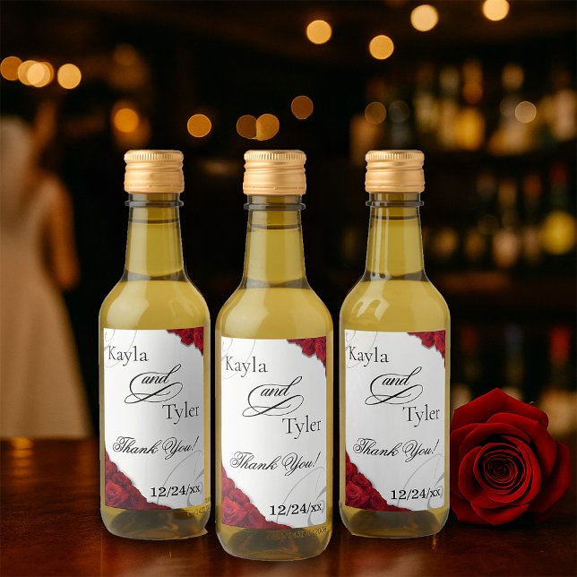 Casamento de Rosas vermelhas de Script Elegante (Elegant Script Red Roses Wedding Wine Labels)