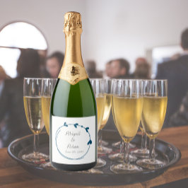 Casamento de Terno Azul Simples Coração