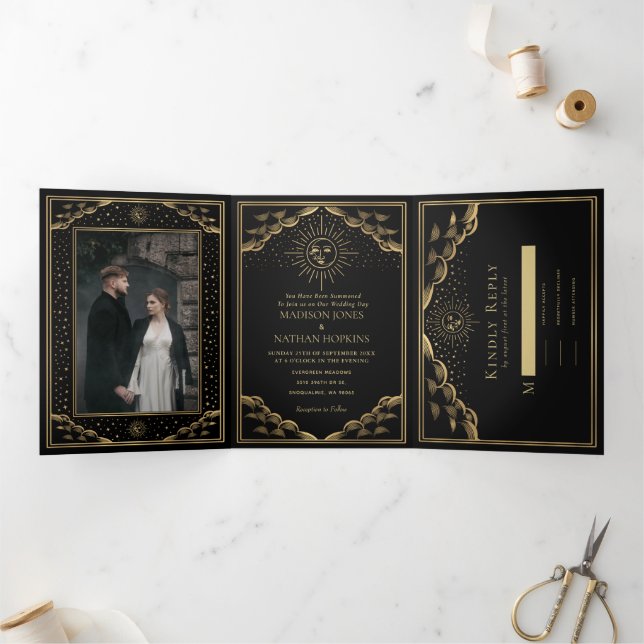 Casamento Dourado com cartão de Sun e Moon Tarot (Dentro)