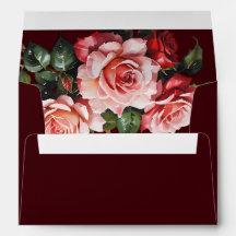 Casamento floral de rosas vermelhas e rosadas escu