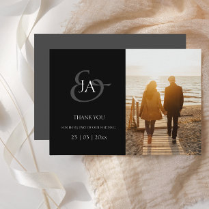 Casamento Fotográfico das Iniciais Negras Modernas
