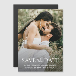 Casamento moderno minimalista com uma foto magnéti