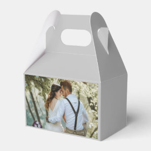 Casamento Personalizado Dando Caixas