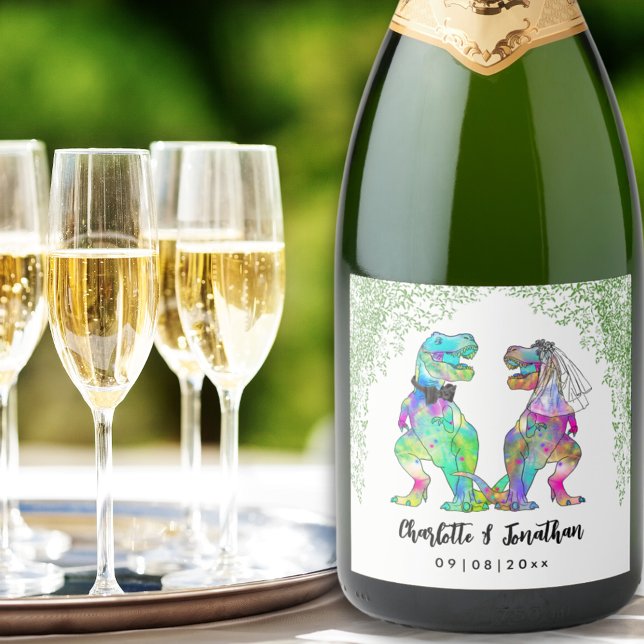 Casamento Temático de Dinossauro Colorido Personal (Colorful T-Rex bride and groom custom dinosaur wedding sparkling wine labels)