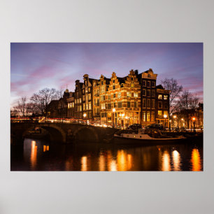 casas do canal de Amsterdã ao pôr do sol pôster