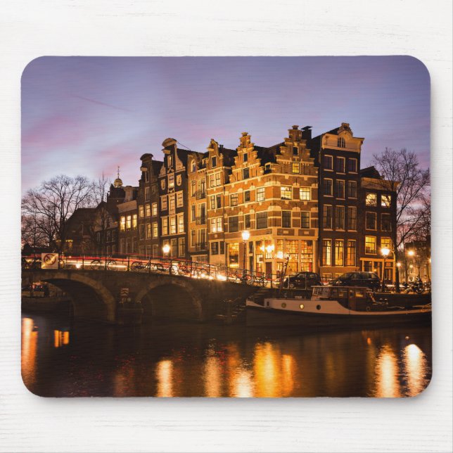 Casas do canal de Amsterdão no mousepad do (Frente)