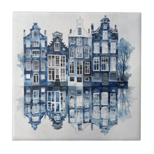 Casas tradicionais do estilo Delft azul e branco
