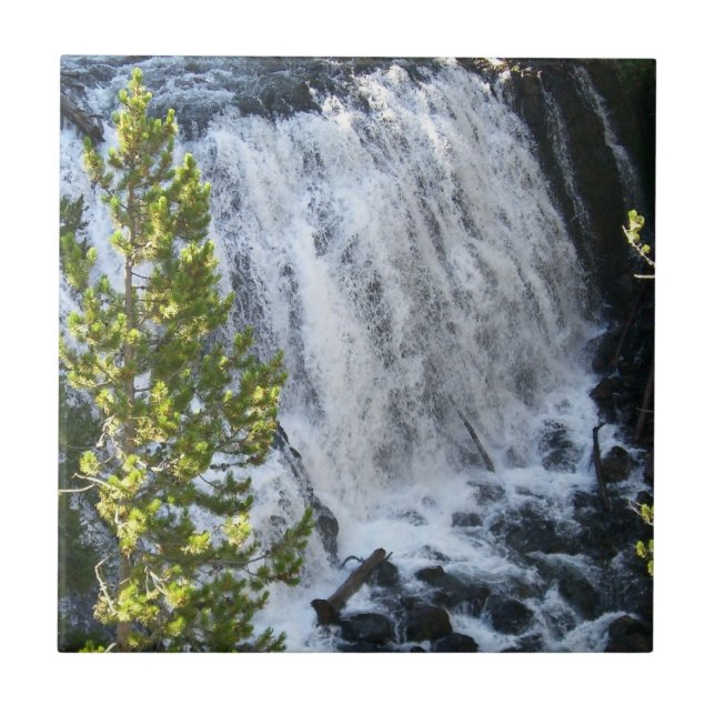 Cascata de pedra amarela (Frente)