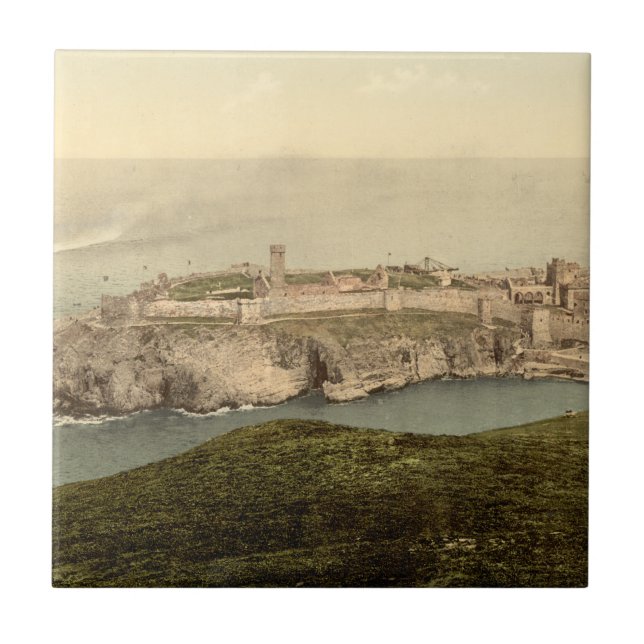 Castelo da casca, a ilha de St Patrick, ilha do (Frente)