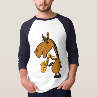 Cavalo AF com uma camisa dos desenhos animados do
