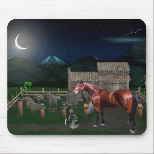 Cavalo o Dia das Bruxas com amigos Mousepad do