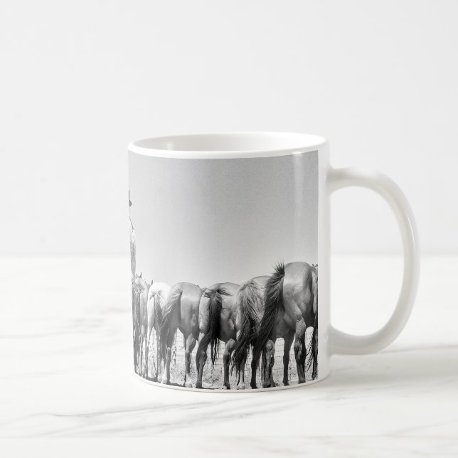 Cavalos na caneca das cordas (Direita)