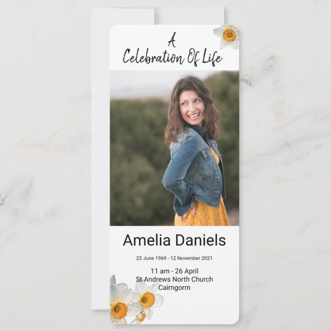 Celebração Branca De Daffodil Do Cartão com fotos  (Frente)