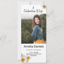 Celebração Branca De Daffodil Do Cartão com fotos 