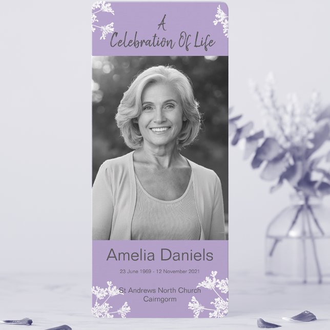 Celebração De Flor Branca Do Cartão com fotos De V (Elegant and feminine celebration of life cards with a delicate wildflower motif.)