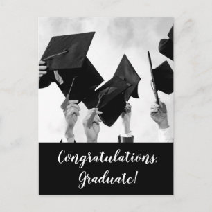Celebração de Formatura em Grupo com Convite de Fo