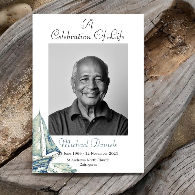 Celebração De Iate Azul Do Cartão com fotos De Vid (Criador carregado)