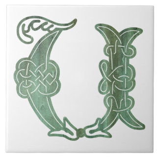 Celtic Knot Decorative Capital U Cera