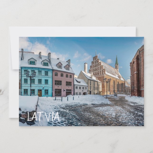 Centro de cidade de inverno de neve em Riga, Letón (Frente)