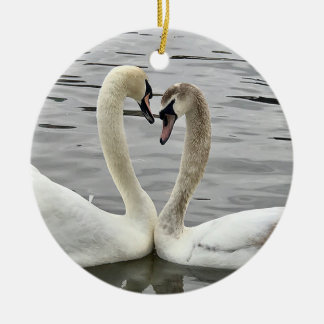 Cerâmica As cisnes de Ashley no ornamento do amor