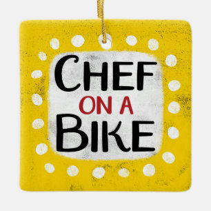 Cerâmica Chef Em Um Ornamento De Bicicleta