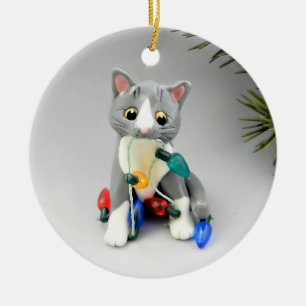Cerâmica Cinza e Ornamento de Gatos Brancos