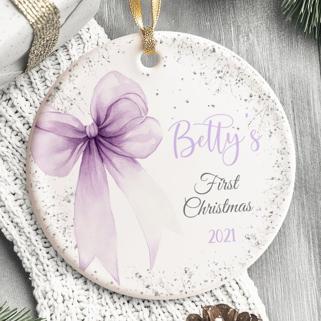 Cerâmica Coquette do Arco de Ornamento do Bebê (Baby's First Christmas Ornament Bow Coquette)