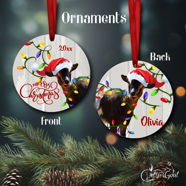 Cerâmica Goat Encantado em Ornamento das Luzes de Natal (Funny silly goat in a Santa hat  tangled in the Christmas lights -  personalize this - #zazzlemade )