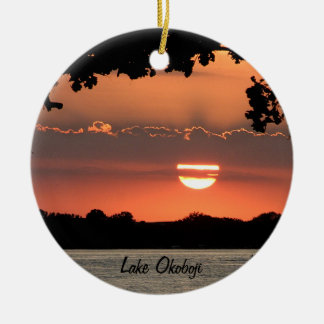 Cerâmica Lago Okoboji com ponto de nenhum ornamento do
