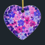 Cerâmica Ornamento em forma de coração com alimentação de v<br><div class="desc">Um ornamento muito bonito em forma de coração com design floral feito de uma colagem de papel pintada à mão por Judy Adamson.</div>