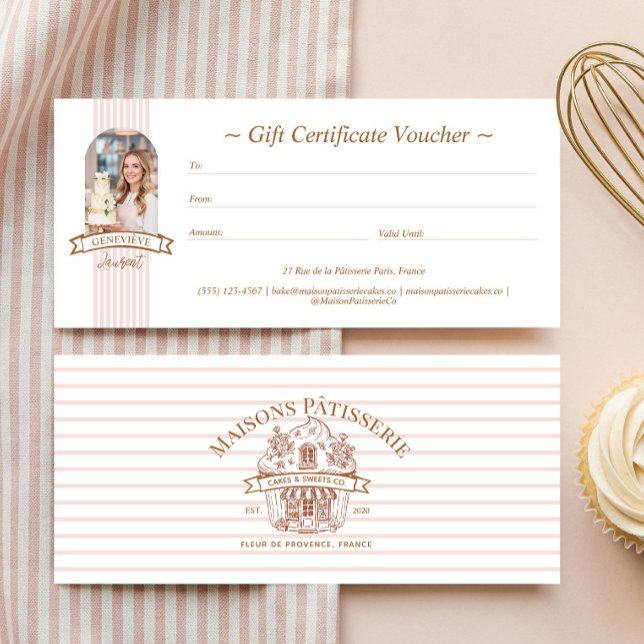 Certificado de Presente da Loja de Cupcakes Florai (Stripe Floral Cupcake Bakery Shop Gift Certificate)