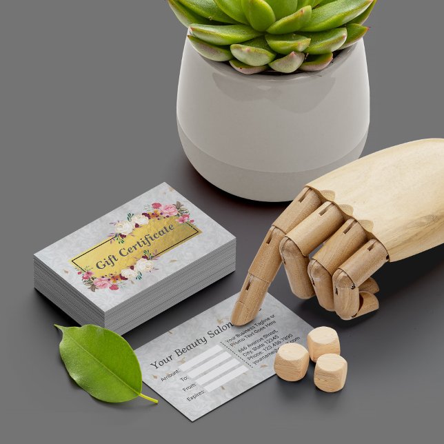 Certificado de Presente Floral Dourada Branca de S (Criador carregado)